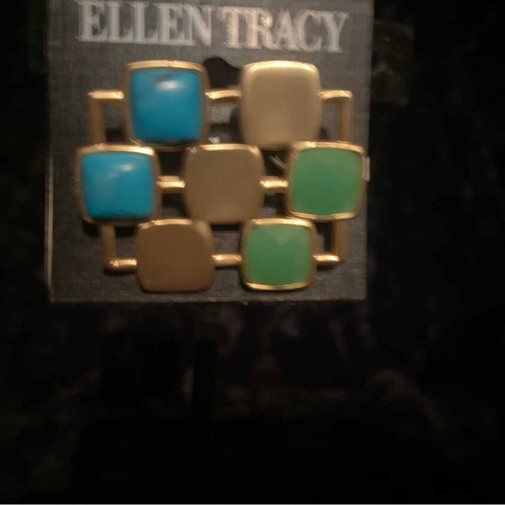 Ellen Tracy Brooch